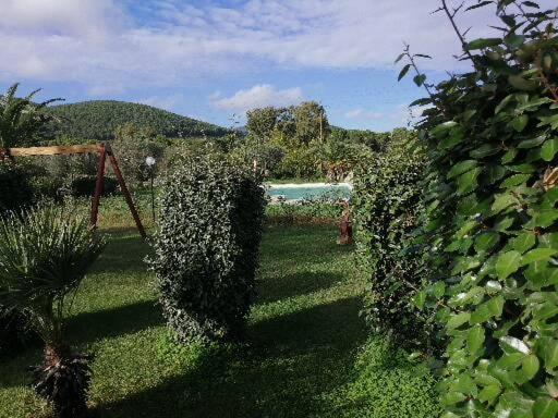 Agriturismo Isidoro Fertilia Eksteriør bilde